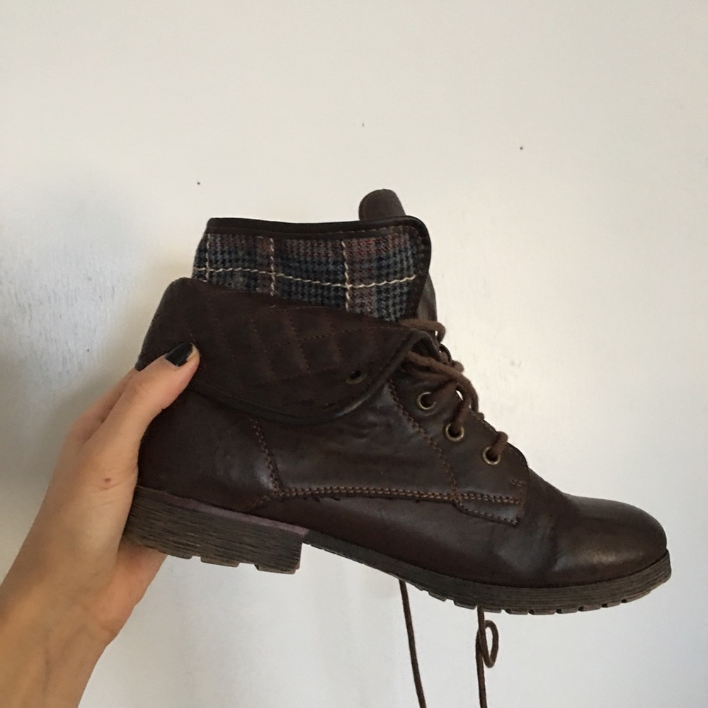 Nine West Dark Brown Combat Leather  Boots